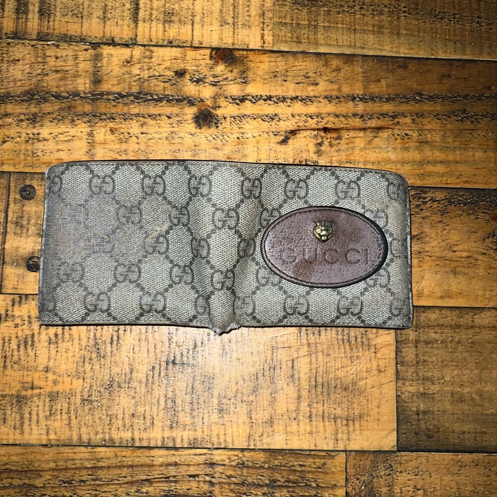 Gucci Feline Bifold Wallet - GG Supreme - Picture 4 of 8